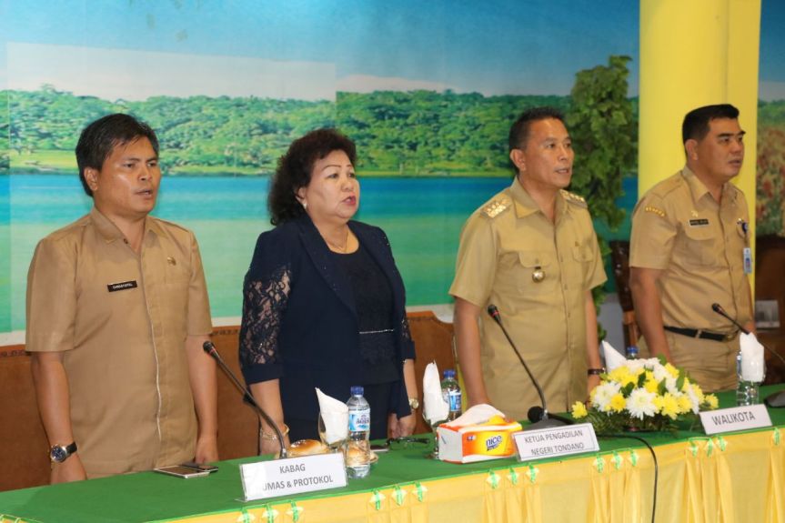 Dalam rangka peningkatan pengetahuan dan keterampilan, Pemkot Tomohon mengadakan fasilitasi dan pembinaan&nbsp;keprotokoleran