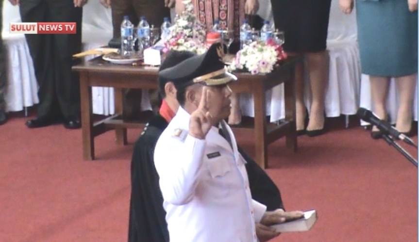 Gubernur Olly Lantik Mewoh Sebagai Pejabat Bupati Minahasa&nbsp;(Video)