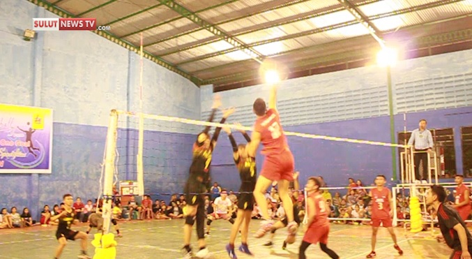 Tim Volly Putri JWS Minahasa Raih Juara 1 dan JWS Minahasa Putra Juara 2 dalam Kejuaraan Antar Club&nbsp;(VIDEO)