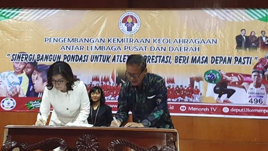 Hebat, Bupati Tetty Didaulat Wakili APKASI Tandatangani Nota Kesepahaman Tentang Kerjasama Bidang Keolahragaan dengan Kemenpora&nbsp;RI