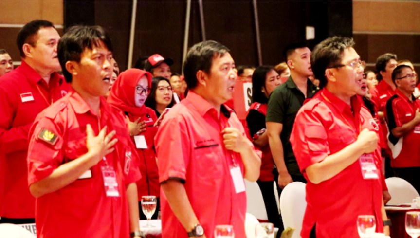 JAMES SUMENDAP KETUA DPC PDIP PENGURUS