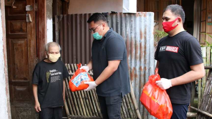 knpi minahasa berbagi bantuan 3