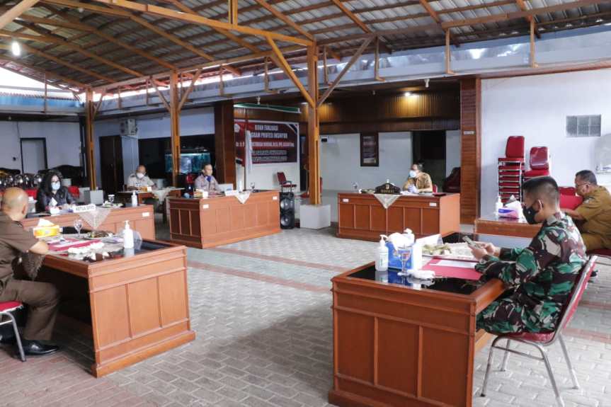 rapat forkopimdaa minahasa