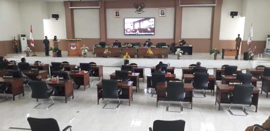 Tiga agenda Rapat Paripurna DPRD Minsel 3