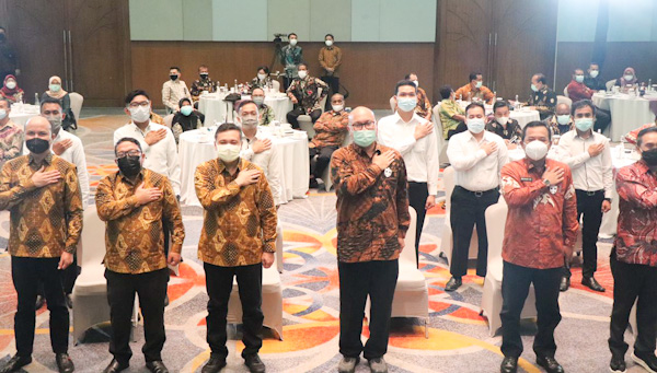 Kunjungi Sulut, Ketua KPU RI serahkan SK CPNS se&nbsp;Indonesia