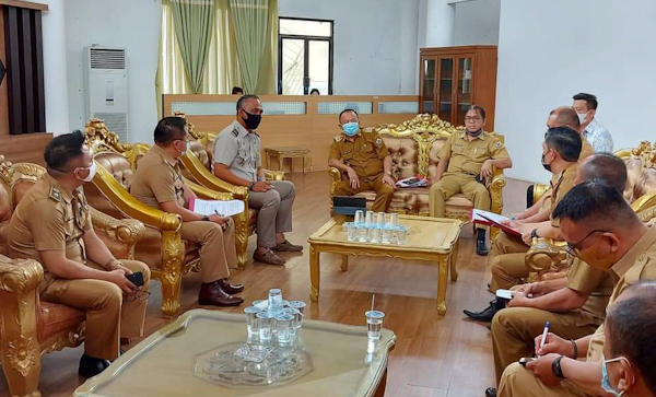 Pimpin Rapat PTSL, Wawali WL Tegaskan : Target 50 Hari Kerja Masalah PTSL&nbsp;Teratasi