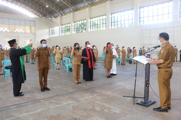 Wali Kota Tomohon Lantik 157 Pejabat Fungsional Tertentu di Lingkup Pemkot&nbsp;Tomohon