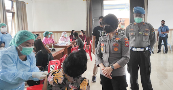Dalam Rangka Peringati Hari Bhayangkara Ke-75 Polres Tomohon Gelar Vaksinasi&nbsp;Massal
