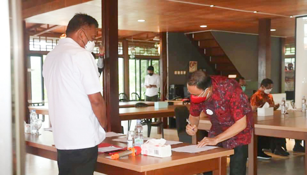 Dihadapan Gubernur, Bupati Minahasa Teken Kesepakatan&nbsp;PSEL