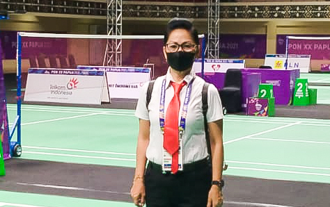 Vanda Lontaan Wasit Bulutangkis Perempuan Asal Sulut satu-satunya di PON XX&nbsp;Papua