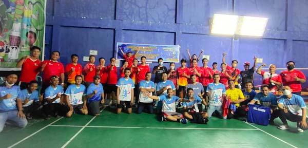 Jalin Silahturahmi, PB EBC Gorontalo Gelar Friendly Match Badminton Dengan NBC&nbsp;Manado