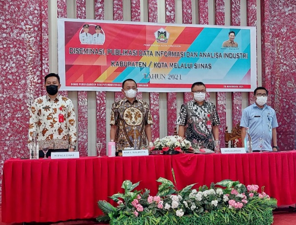Dukung Pelaku Usaha Industri, Wawali Lumentut Buka Kegiatan&nbsp;SIINas