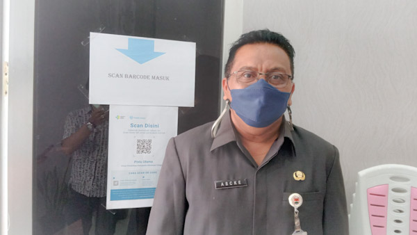 Masuk Disdik Mitra, Tamu dan ASN Wajib Scan Barcode Aplikasi Peduli&nbsp;Lindungi