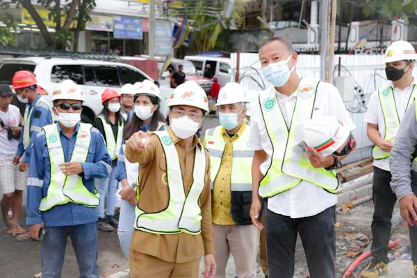 Pastikan Kota Manado Tertata Bersih dan Estetik, Wali Kota AA Kembali Turlap, Pantau Pengerjaan Perbaikan Fasilitas di Beberapa&nbsp;Lokasi