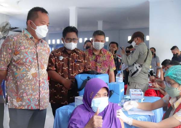 Wawali RS Pantau Pelaksanaan Vaksin Untuk&nbsp;Lansia