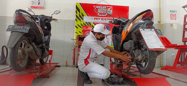 Rawat Motor Anda di AHASS, Ada Promo Special Bagi Konsumen&nbsp;Honda