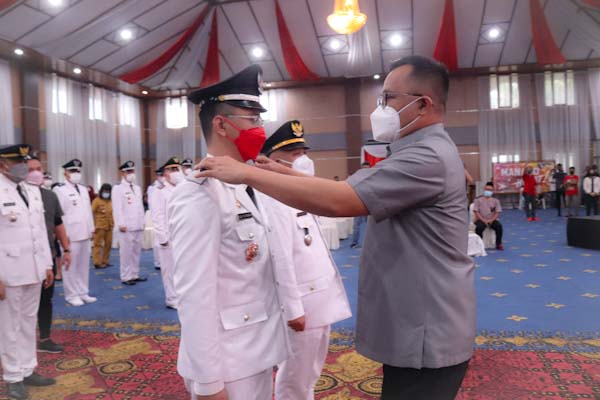 Pemkot Manado Rolling Camat dan Lurah, Wawali RS : Jangan Gunakan Kekuasaan Untuk Menindas&nbsp;Masyarakat