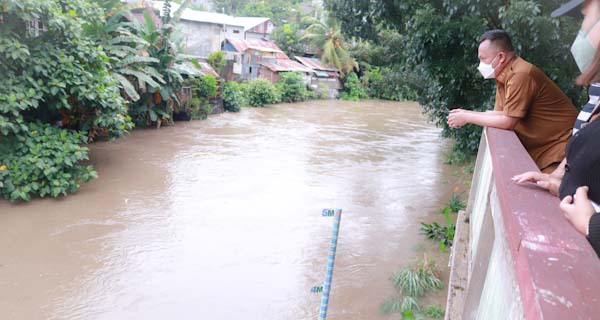Wawali RS Pantau Debit Air di Pos Pemantau Banjir Dendengan&nbsp;Luar