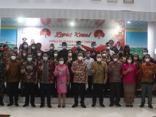 Pisah Sambut Kajari Tomohon, Wali Kota Senduk : Terima Kasih Ibu Fien Ering Dan Bpk Harun Selamat Datang Bpk Alfonsius Loe&nbsp;Mau