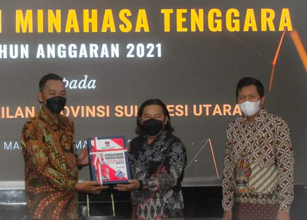 Pemkab Mitra Serahkan LKPD TA Tahun 2021 ke BPK Perwakilan&nbsp;Sulut