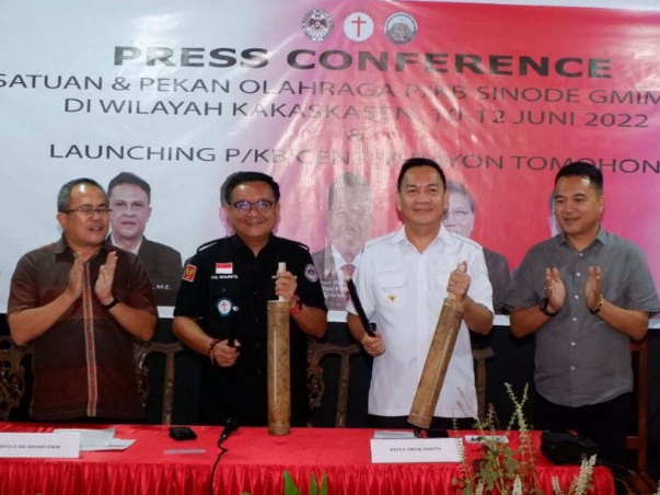 Bersama Wali Kota Bitung, Wali Kota Tomohon Lauching P/KB Center Rayon&nbsp;Tomohon