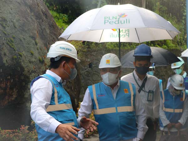 Verifikasi Usulan Satyalencana, Setmilpres Tinjau Pembangkit Listrik Tenaga Mikro Hidro Pertama Di Kepulauan&nbsp;Sangihe