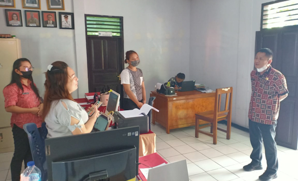3 Pejabat Pemkot Bitung “Turun” ke Kantor&nbsp;Kelurahan