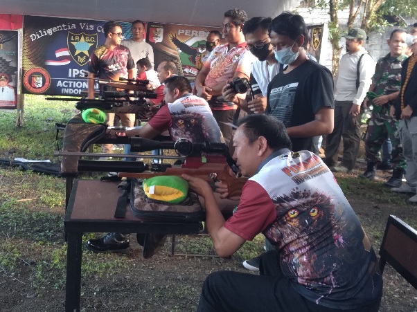 Wali Kota Senduk Sabet Juara II Kejuaraan Menembak HUT Bhayangkara Ke –&nbsp;76