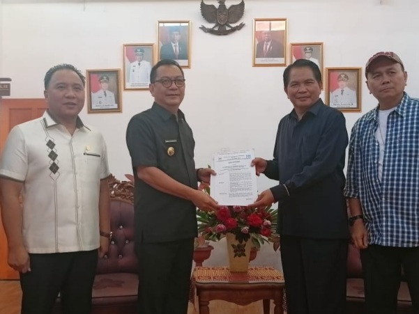 Johny Runtuwene Jabat Ketua Harian KONI Kota&nbsp;Tomohon