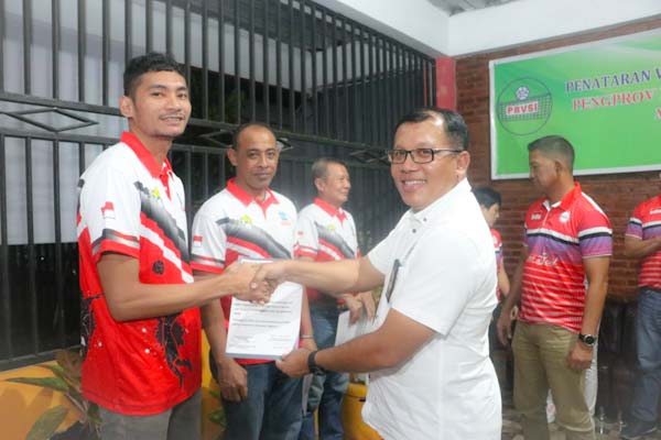 Konsisten Kembangkan Voli, PLN Sukses Sertifikasi Pelatih Dan Wasit Bola Voli&nbsp;Sulut