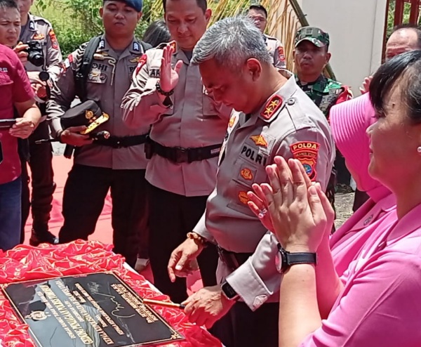 Kapolda Sulut Irjen Pol Setyo Budiyanto Resmikan Pos Penjagaan Polres&nbsp;Tomohon