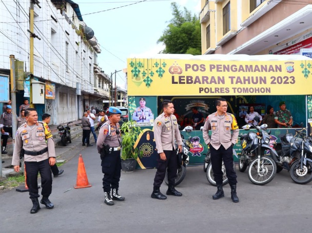 Kapolres Tomohon Tinjau Pos Pengamanan Jelang Idul&nbsp;Fitri