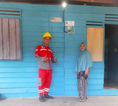 Tiga Desa Perbatasan RI-Malaysia Kini Dilayani Listrik PLN 24 Jam dari Program&nbsp;PMN