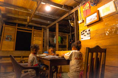 Negara Hadir, 10 Kampung di Papua Barat Daya Kini Bisa Nikmati Listrik PLN 24&nbsp;Jam