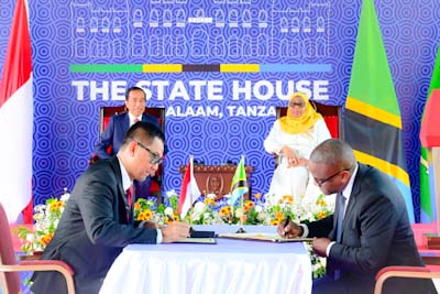 Disaksikan Presiden Jokowi, PLN Teken Kerjasama dengan TANESCO, Kembangkan Ekosistem Ketenagalistrikan di&nbsp;Tanzania