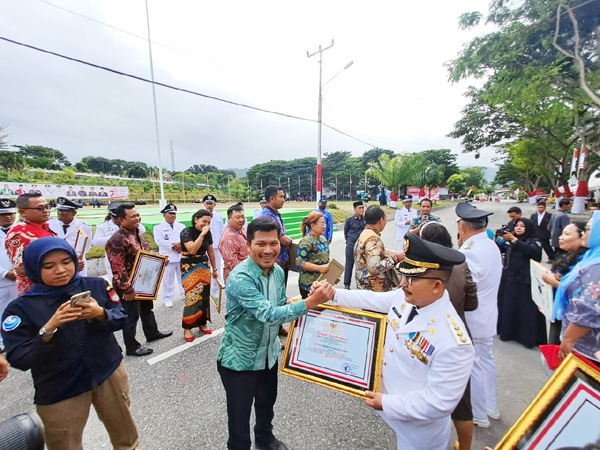 Taat Bayar Pajak, PLN UP3 Luwuk Raih Penghargaan Dari Pemkab&nbsp;Banggai