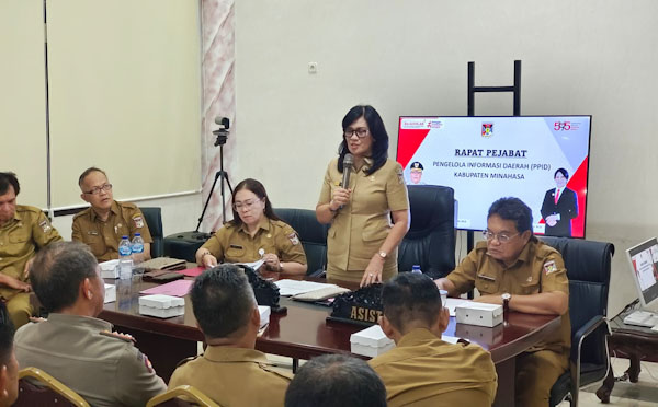 Kepada Seluruh OPD, Sekda Watania Tekankan Pentingnya Keterbukaan Informasi&nbsp;Publik