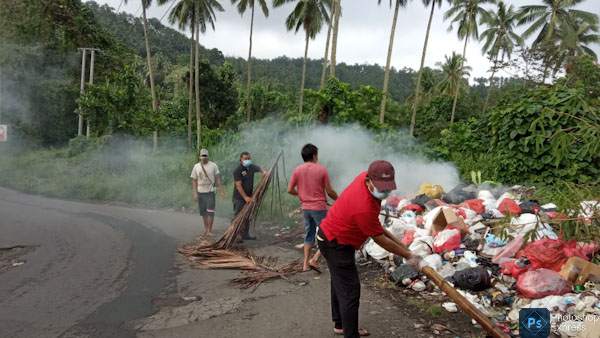 Jaga Lingkungan Tetap Bersih, Warga Desa Warembungan Gotong Royong Lakukan Kerja&nbsp;Bakti