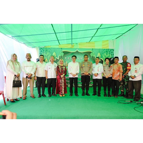 Didampingi Sekkot Micler Lakat, Wali Kota Andrei Angouw Hadiri Acara Halal Bi Halal di&nbsp;Tikala