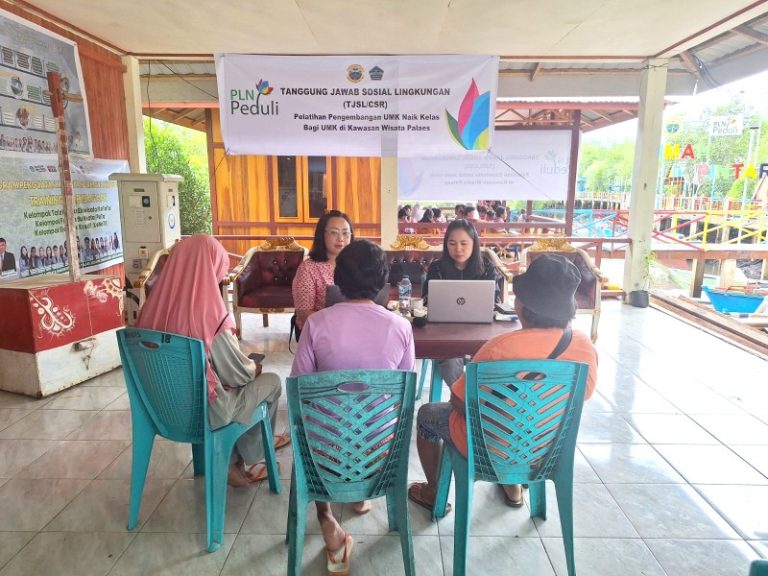 Puluhan UMK di Desa Berdaya Palaes Binaan PLN Dapat Izin Usaha&nbsp;Gratis