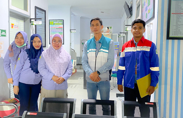 Pertamina Patra Niaga Sulawesi Donasikan Kursi Tunggu ke Puskesmas Hulonthalangi&nbsp;Gorontalo