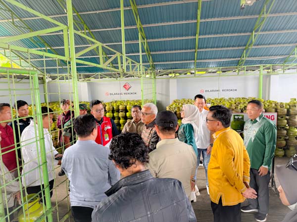 Jelang Ramadan, Pertamina Patra Niaga Regional Sulawesi Bersama Pj. Gubernur Gorontalo Tinjau Ketersediaan LPG 3&nbsp;Kg