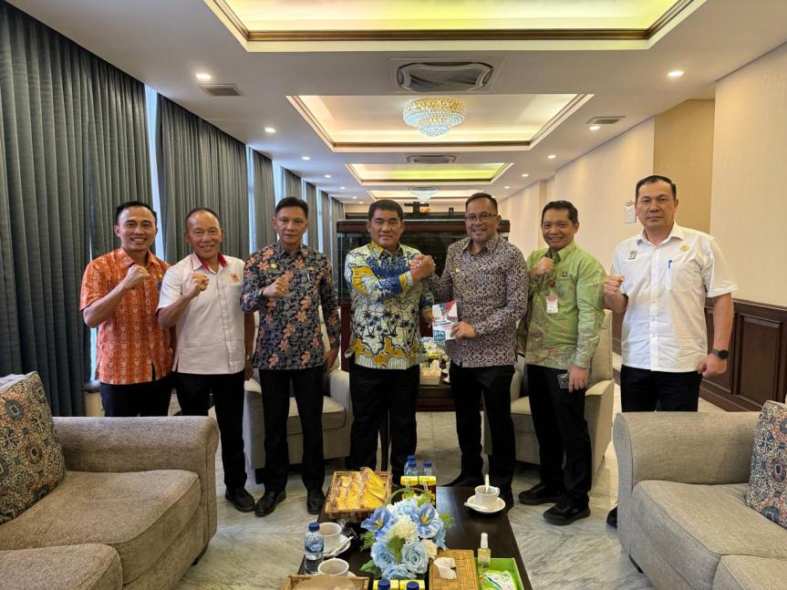 Panpel Porprov XII Sulut 2025 Laporkan Kesiapan Kota Manado Sebagai Tuan Rumah ke Gubernur Yulius&nbsp;Stevanus