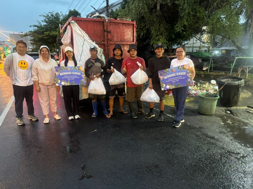 Perokris PLN Suluttenggo Berbagi Kasih 100 Paket Natura kepada Petugas Kebersihan Seputaran Kota&nbsp;Manado