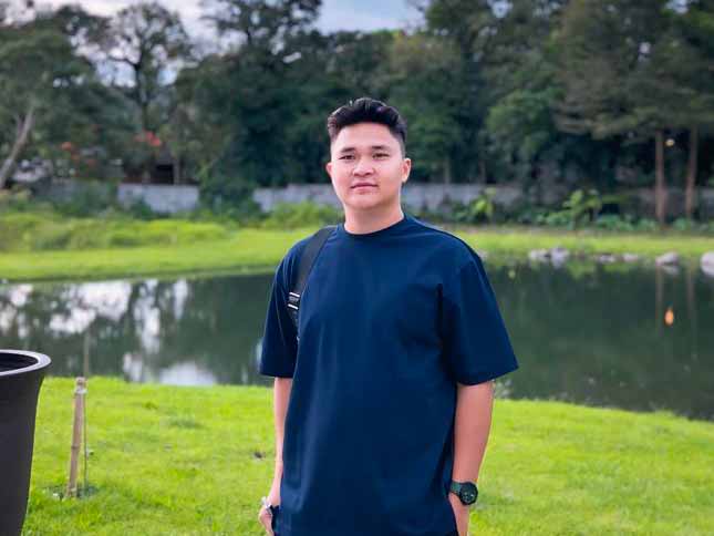 Media Sosial Sebagai Ruang Publik: Fokus ini terhadap Sosiologi Hukum tentang peran media sosial dalam Kritik Terhadap Penegakan&nbsp;Hukum