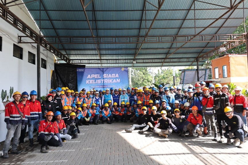 Jelang Nataru 2025, PLN UID Suluttenggo Gelar Apel Siaga Jaga Keandalan Pasokan&nbsp;Listrik