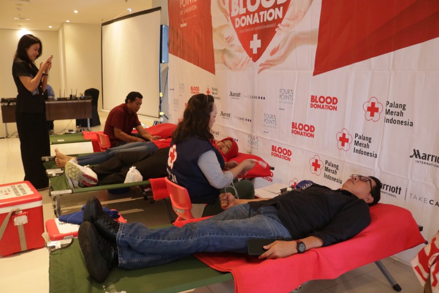 Four Points by Sheraton Manado Gelar Donor Darah Valentine, Terkumpul 29 Kantong&nbsp;Darah